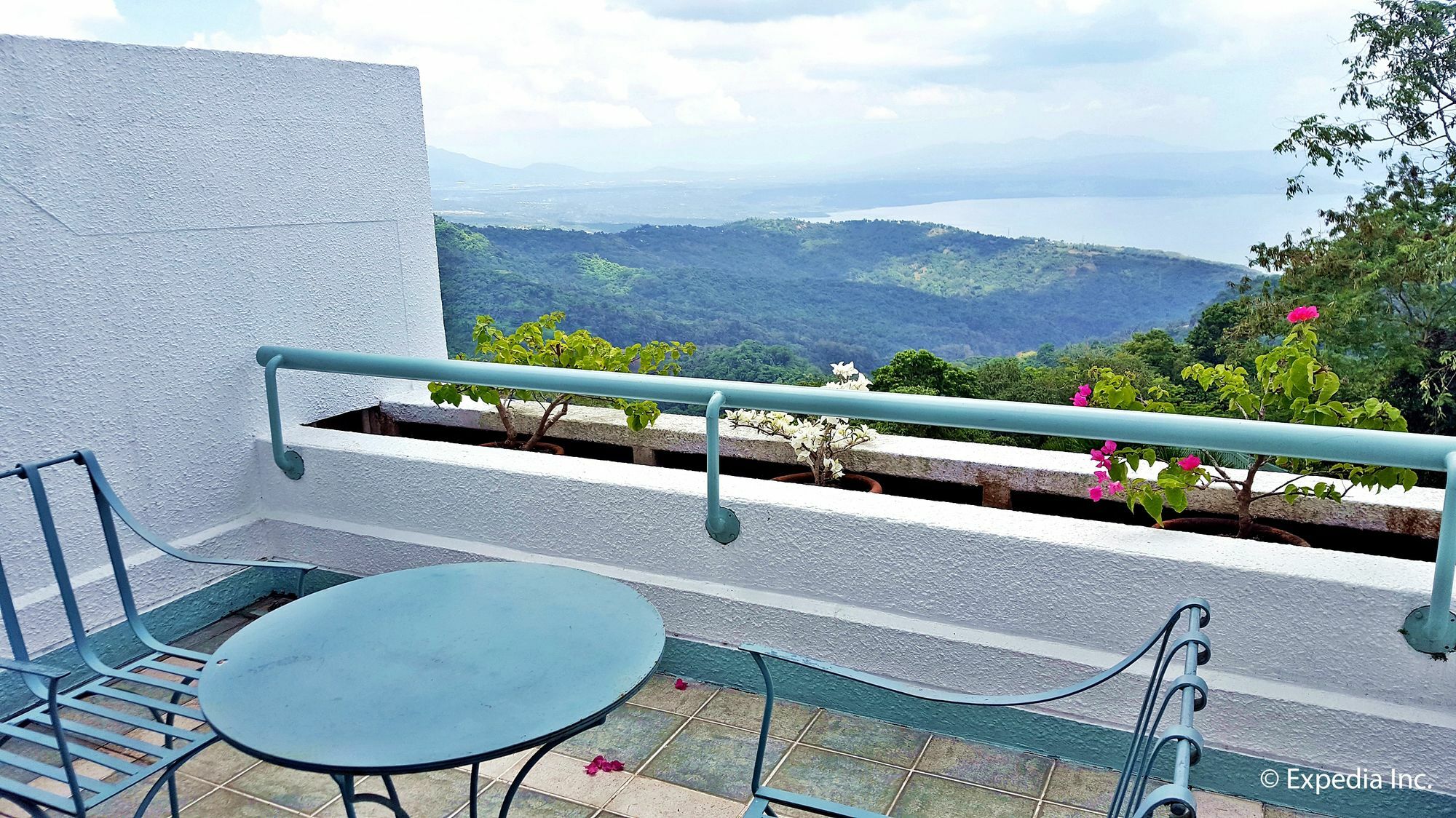 Days Hotel Tagaytay Tagaytay City Eksteriør billede
